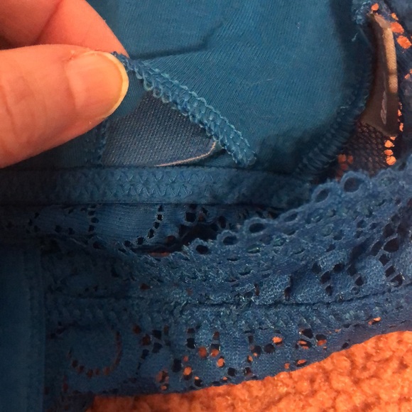 Gorgeous Aerie Bralette - Picture 6 of 7